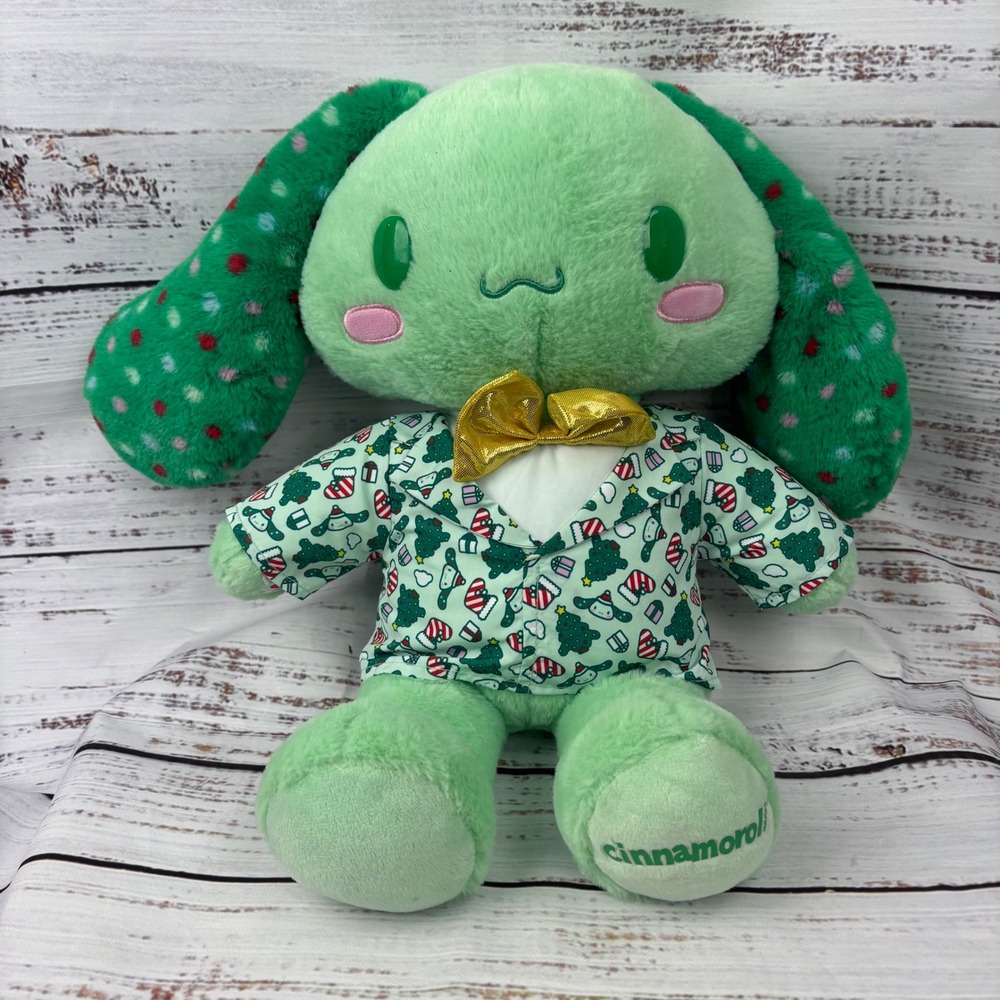 Build-A-Bear Evergreen Cinnamoroll Stuffed Animal Christmas Tree Holiday Bow Tie